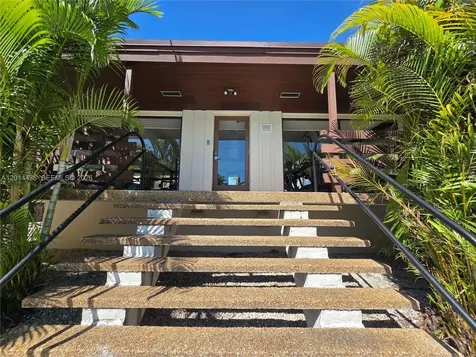 7477 SW 82nd Street Miami FL 33143
