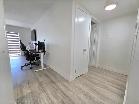 7477 SW 82nd Street Miami FL 33143