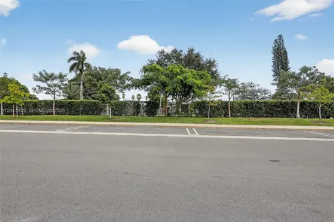 12808 NW 22nd Place Miami FL 33167