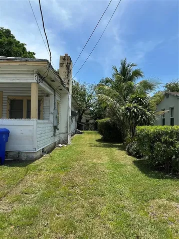 3566 Thomas Avenue Miami FL 33133