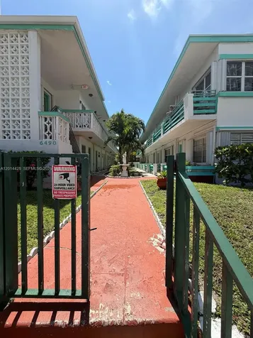 6490 Collins Avenue Miami Beach FL 33141