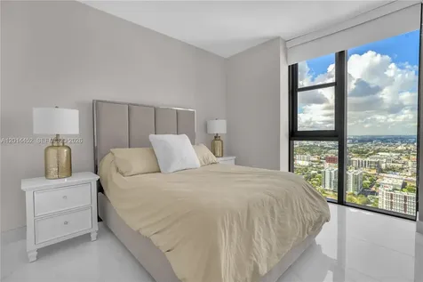 24TH Street Street 700 NE Miami FL 33137