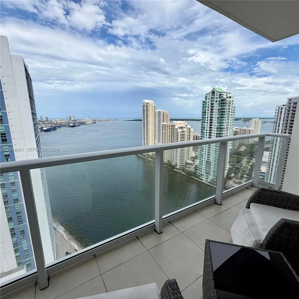 300 S Biscayne Boulevard Miami FL 33131