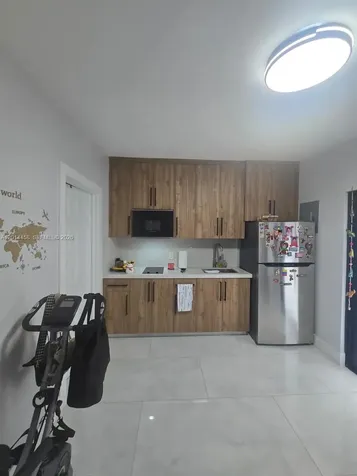 801 NW 35th Avenue Miami FL 33125