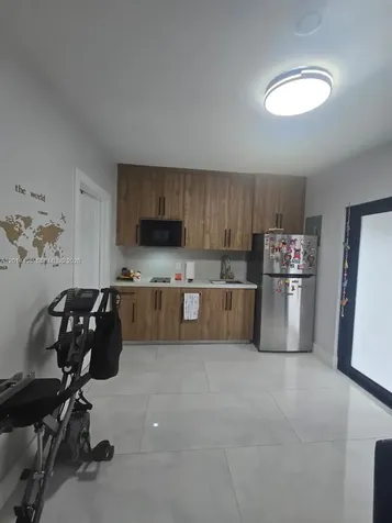 801 NW 35th Avenue Miami FL 33125