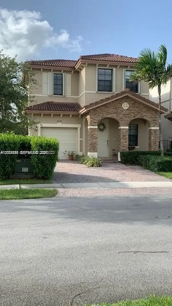 8879 SW 227th Terrace Cutler Bay FL 33190