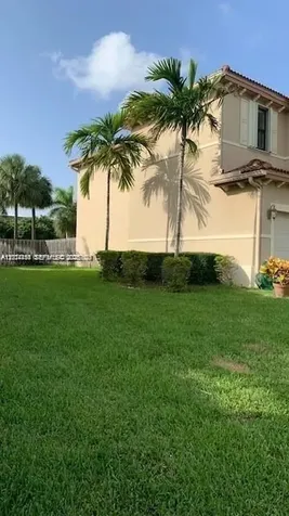 8879 SW 227th Terrace Cutler Bay FL 33190