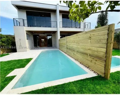 1501 SW 21st Street Miami FL 33145