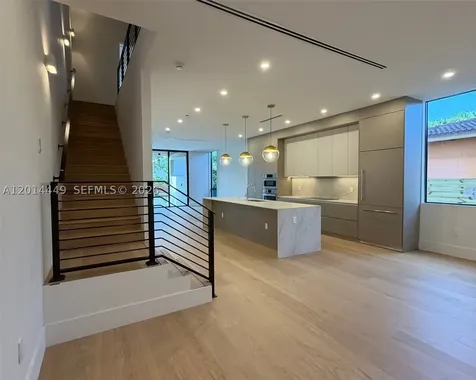 1501 SW 21st Street Miami FL 33145