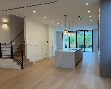 1501 SW 21st Street Miami FL 33145