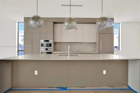 1501 SW 21st Street Miami FL 33145