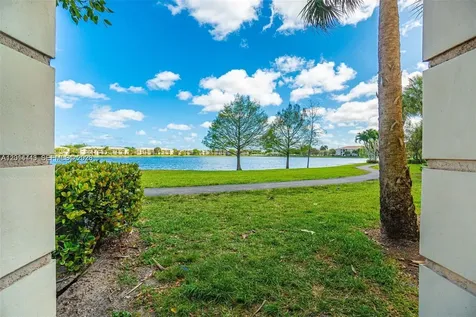 5025 Wiles Road Coconut Creek FL 33073