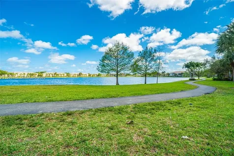 5025 Wiles Road Coconut Creek FL 33073