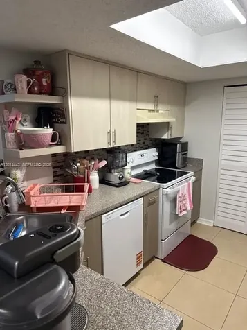 5025 Wiles Road Coconut Creek FL 33073