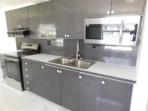 2230 NW 58th Street Miami FL 33142