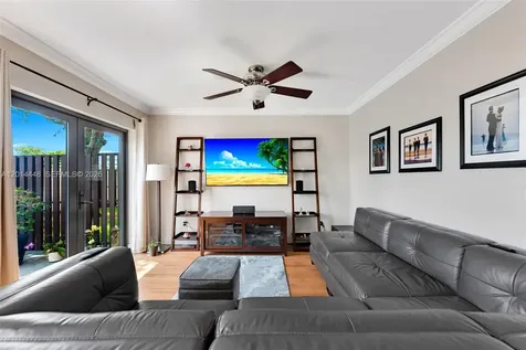 10335 SW 137th Court Miami FL 33186