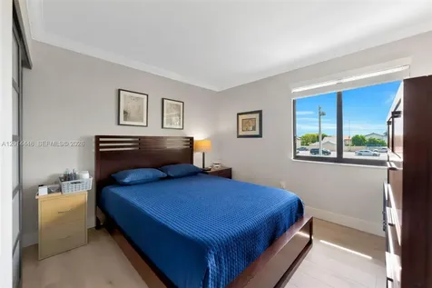 10335 SW 137th Court Miami FL 33186