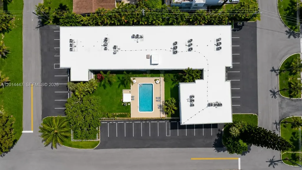 1900 NE 8th Court Fort Lauderdale FL 33304
