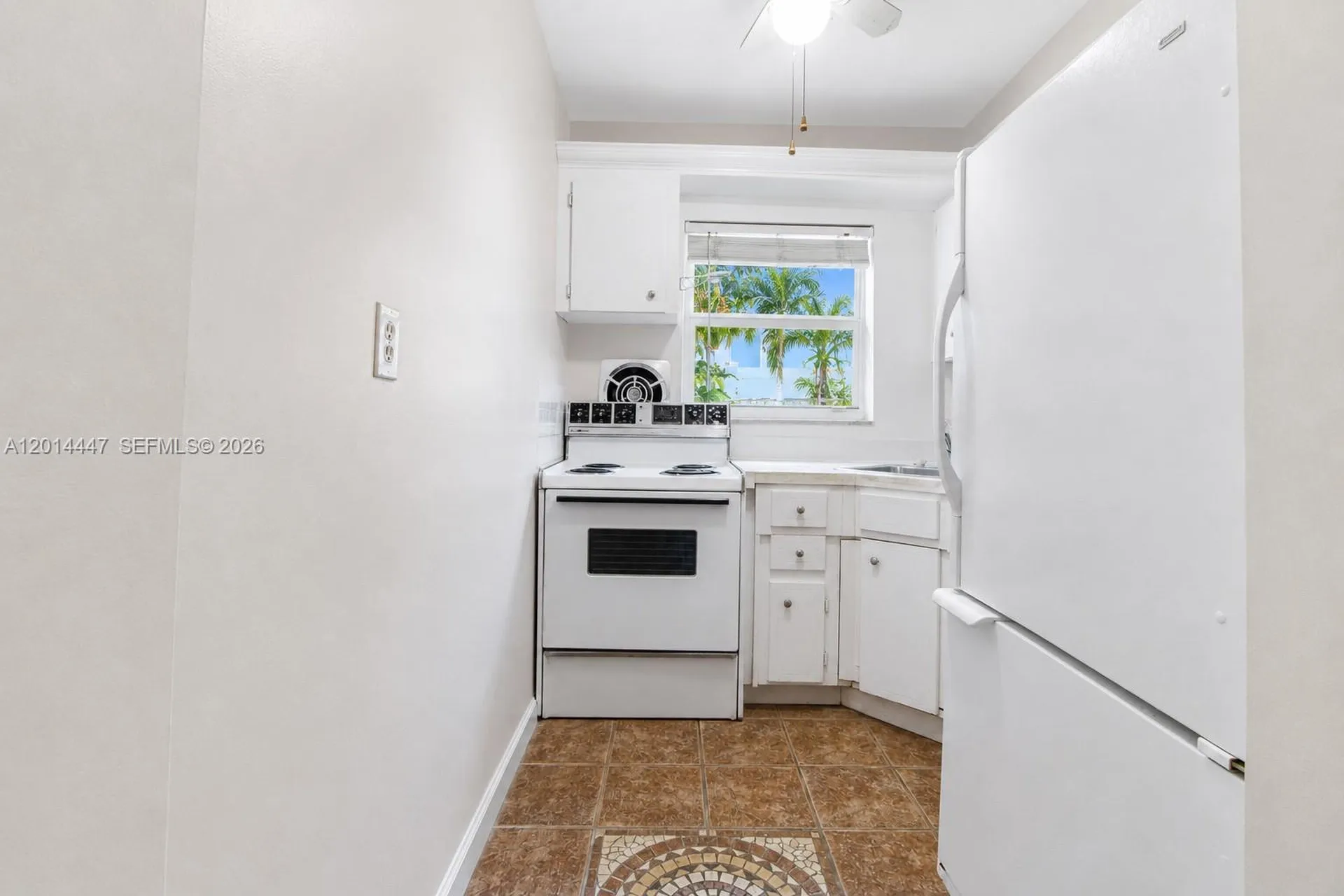 1900 NE 8th Court Fort Lauderdale FL 33304