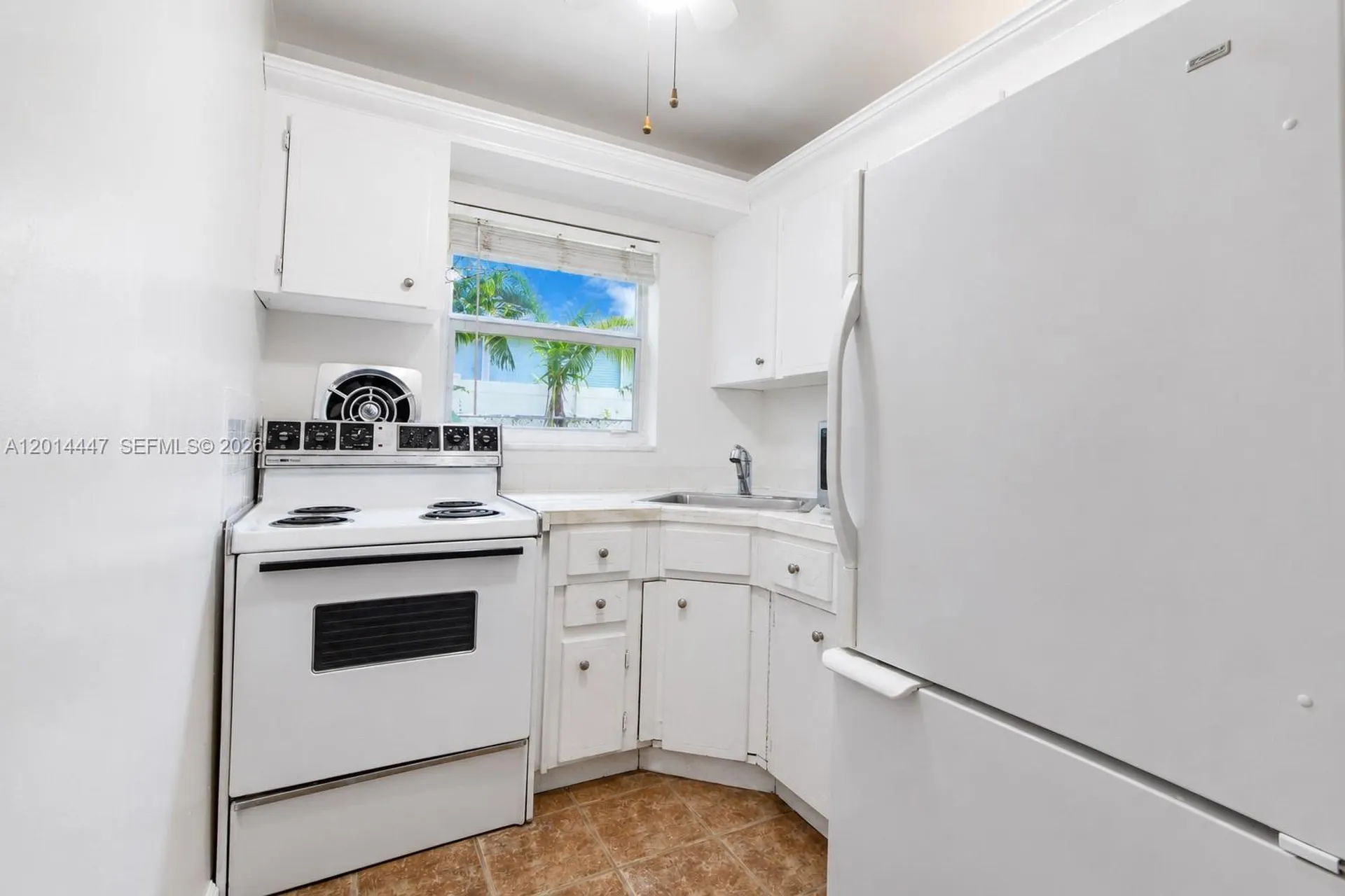 1900 NE 8th Court Fort Lauderdale FL 33304