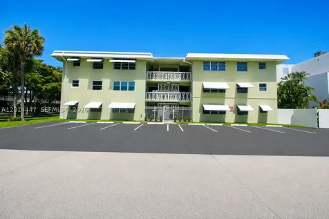 1900 NE 8th Court Fort Lauderdale FL 33304