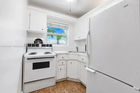 1900 NE 8th Court Fort Lauderdale FL 33304