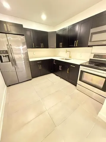 504 NW 15th Avenue Fort Lauderdale FL 33311