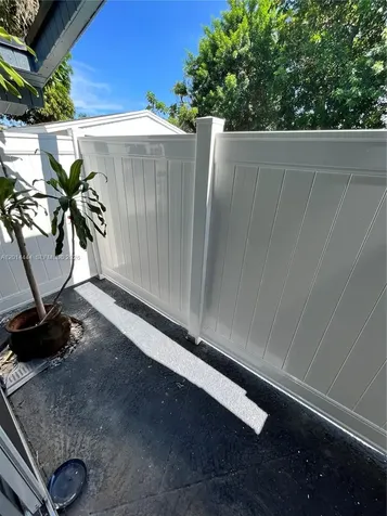 1412 NE 17th Court Fort Lauderdale FL 33305