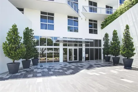 2001 Meridian Avenue Miami Beach FL 33139