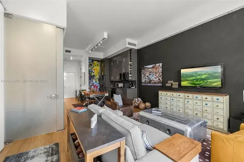 2001 Meridian Avenue Miami Beach FL 33139