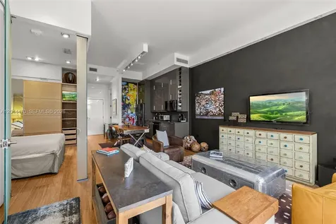 2001 Meridian Avenue Miami Beach FL 33139