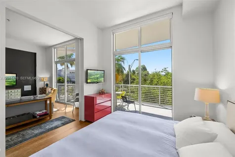 2001 Meridian Avenue Miami Beach FL 33139