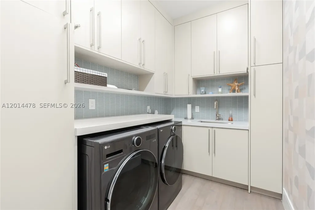 731 NE 69th Street Boca Raton FL 33487