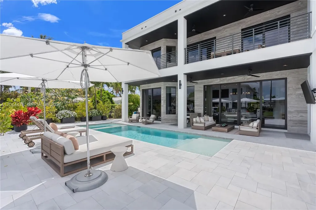 731 NE 69th Street Boca Raton FL 33487