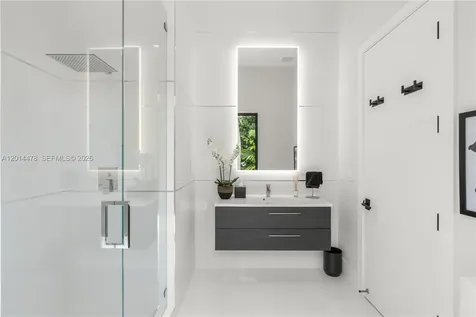 731 NE 69th Street Boca Raton FL 33487