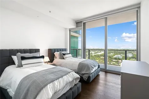 360 Ocean Drive Key Biscayne FL 33149