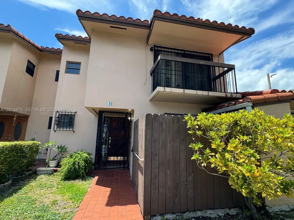 3817 SW 82nd Avenue Miami FL 33155