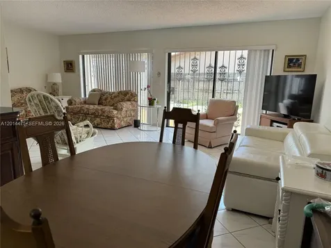 3817 SW 82nd Avenue Miami FL 33155