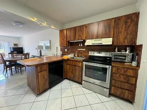 3817 SW 82nd Avenue Miami FL 33155