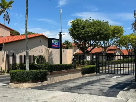 3817 SW 82nd Avenue Miami FL 33155