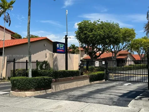 3817 SW 82nd Avenue Miami FL 33155