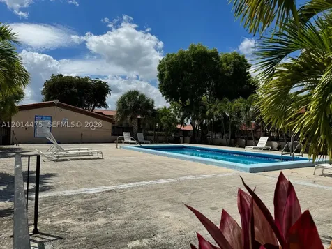 3817 SW 82nd Avenue Miami FL 33155