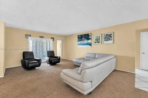 9261 SW 55th Street Cooper City FL 33328