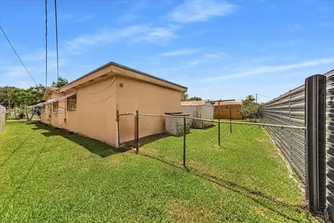 9261 SW 55th Street Cooper City FL 33328