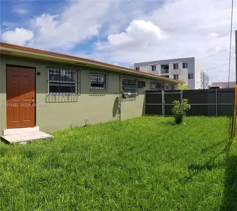 3210 NW 22nd Avenue Miami FL 33142