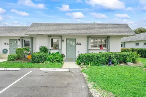 2638 E Gately Drive E West Palm Beach FL 33415