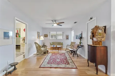 2638 E Gately Drive E West Palm Beach FL 33415