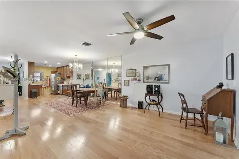 2638 E Gately Drive E West Palm Beach FL 33415