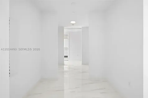 300 Biscayne Blvd Way Miami FL 33131