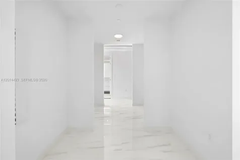 300 Biscayne Boulevard Way Miami FL 33131